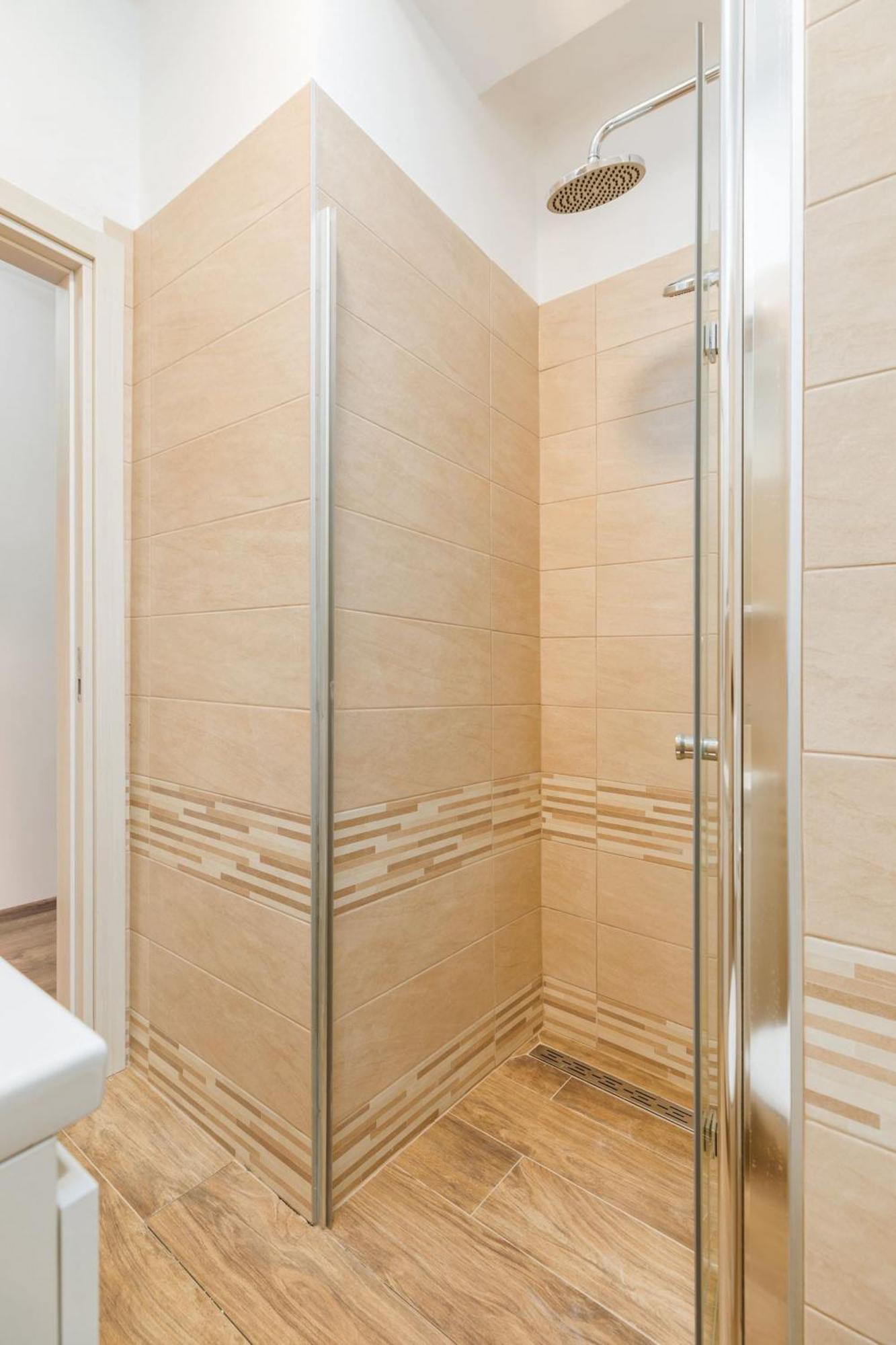 Marceta - Apartments & Rooms With Swimming Pool Fazana Ngoại thất bức ảnh
