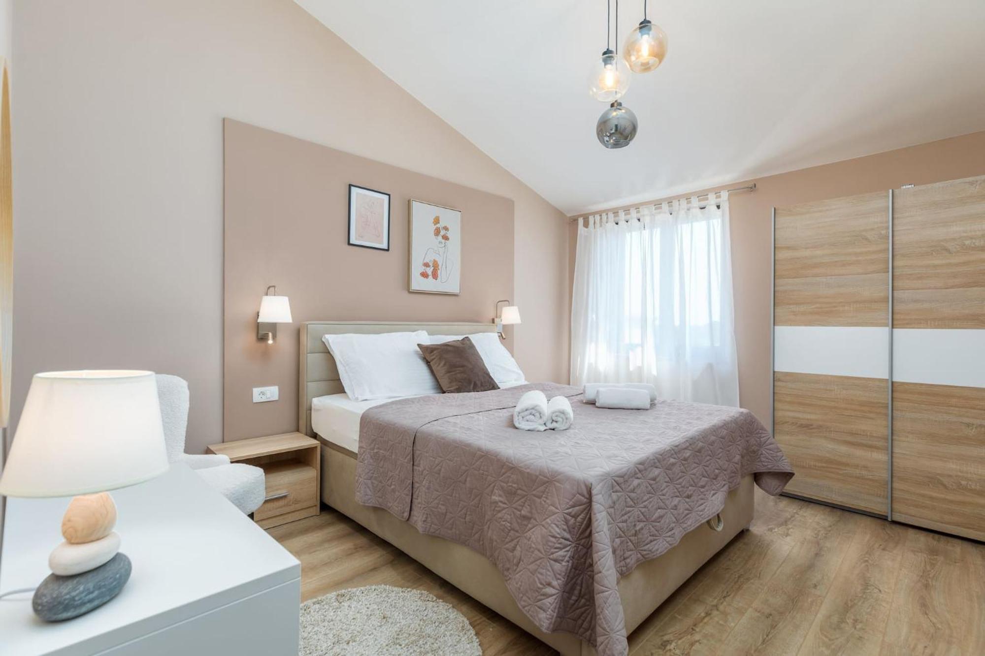 Marceta - Apartments & Rooms With Swimming Pool Fazana Ngoại thất bức ảnh