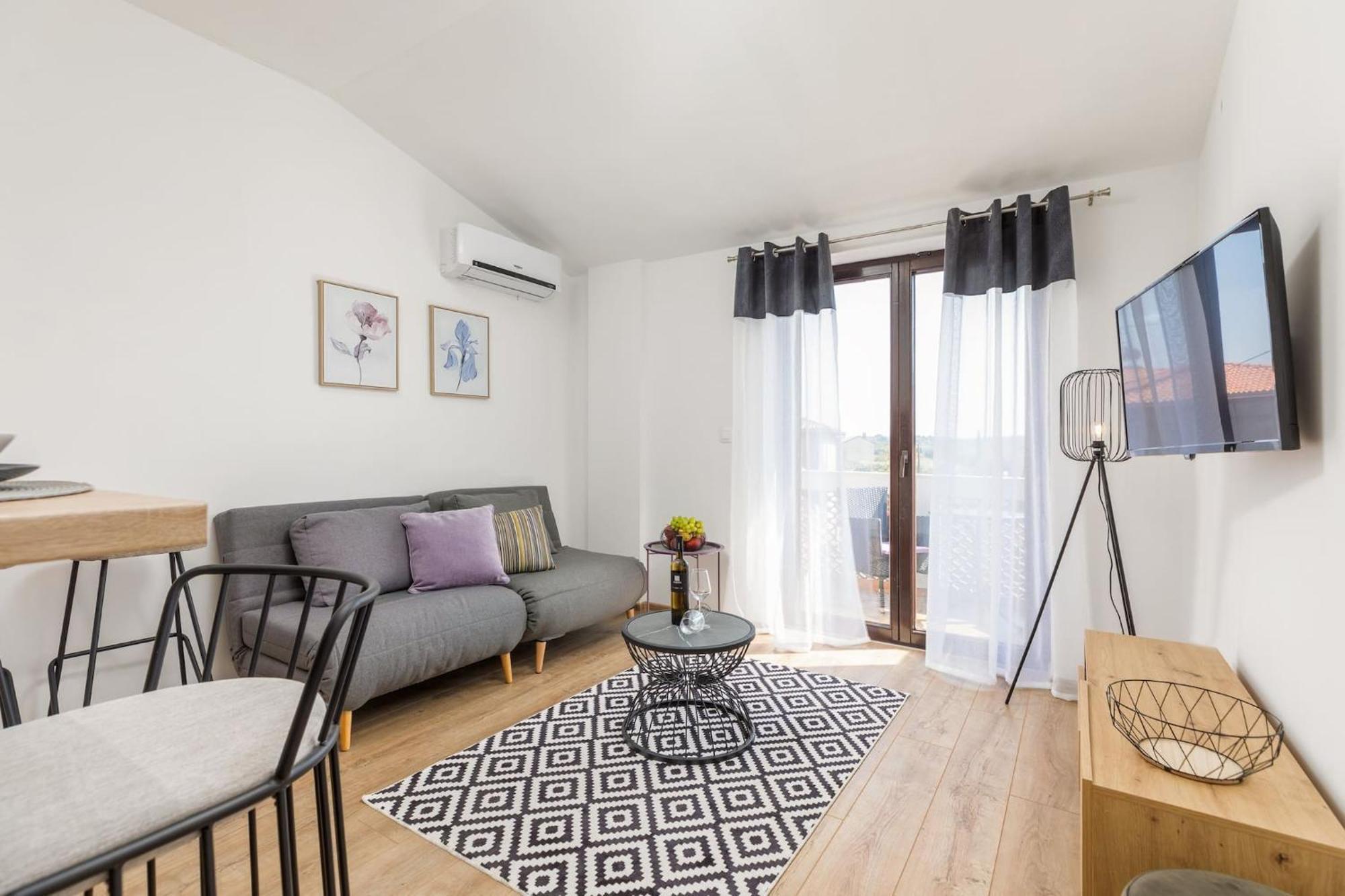 Marceta - Apartments & Rooms With Swimming Pool Fazana Ngoại thất bức ảnh